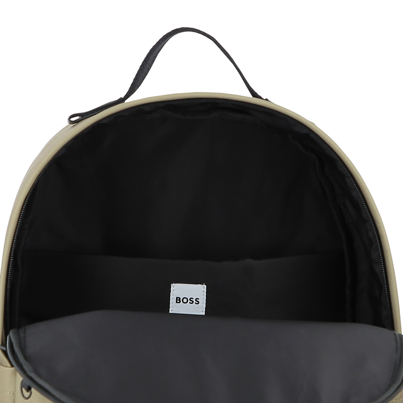 SAC A DOS + TROUSSE BOSS 
                        GARCON