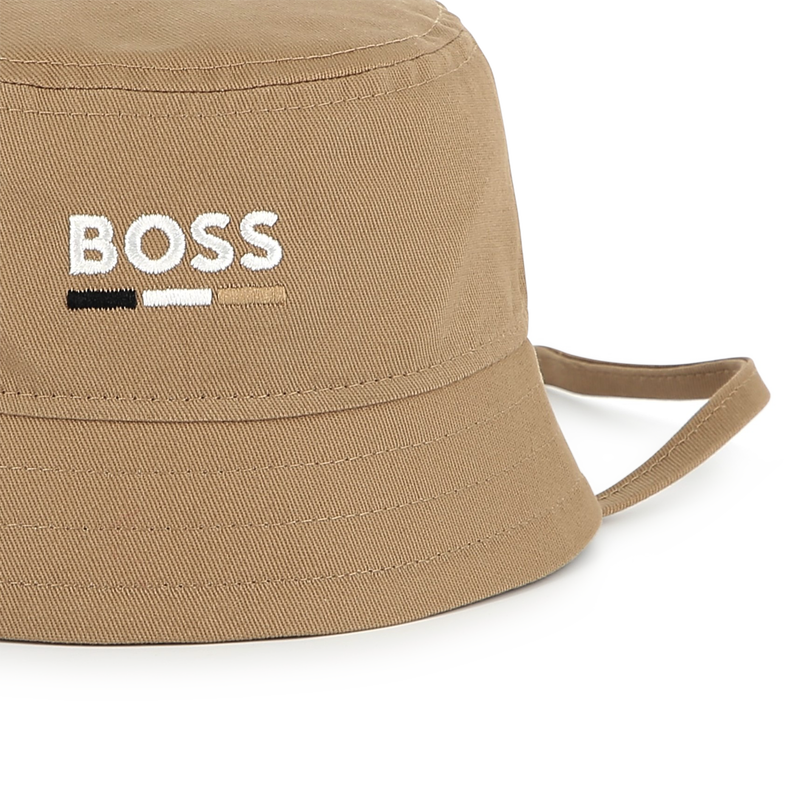 Bob BOSS 
                    GARCON