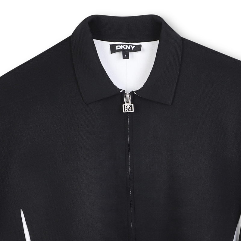 Cape en tricot DKNY 
                        FILLE