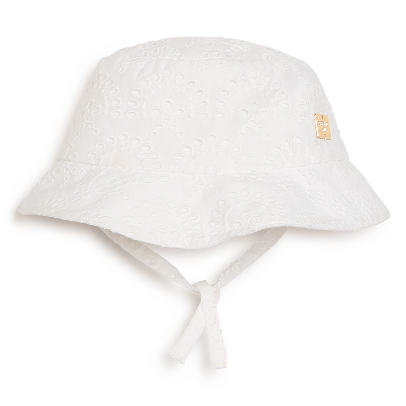 Chapeau en broderie anglaise CARREMENT BEAU 
                    FILLE