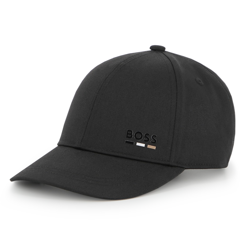 CASQUETTE AVEC FERMETURE BOUCLE M&Eacute;TAL BOSS 
                        GARCON
