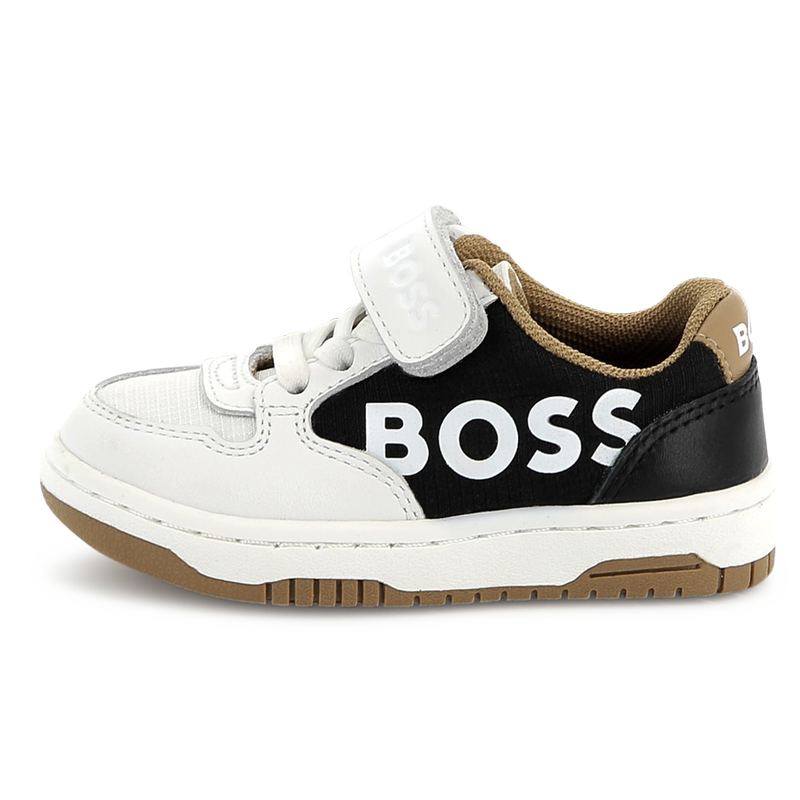 Baskets en cuir fermeture par bandes auto aggripan BOSS 
                    GARCON