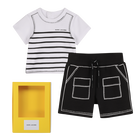 Ensemble Tee-shirt et short MARC JACOBS 
                    UNISEXE