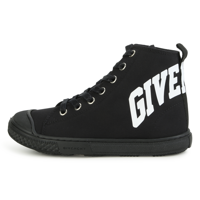 Baskets à lacets GIVENCHY 
                    GARCON