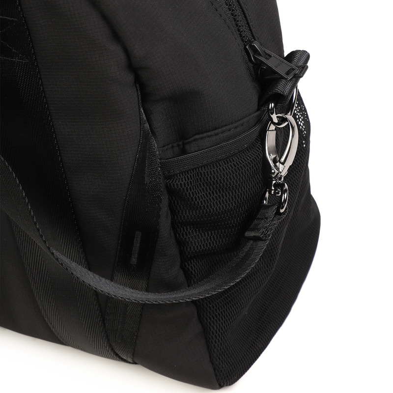 Sac &agrave; langer et accessoires BOSS 
                        UNISEXE