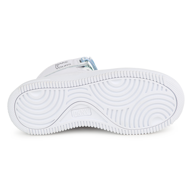 Baskets à lacets DKNY 
                    UNISEXE