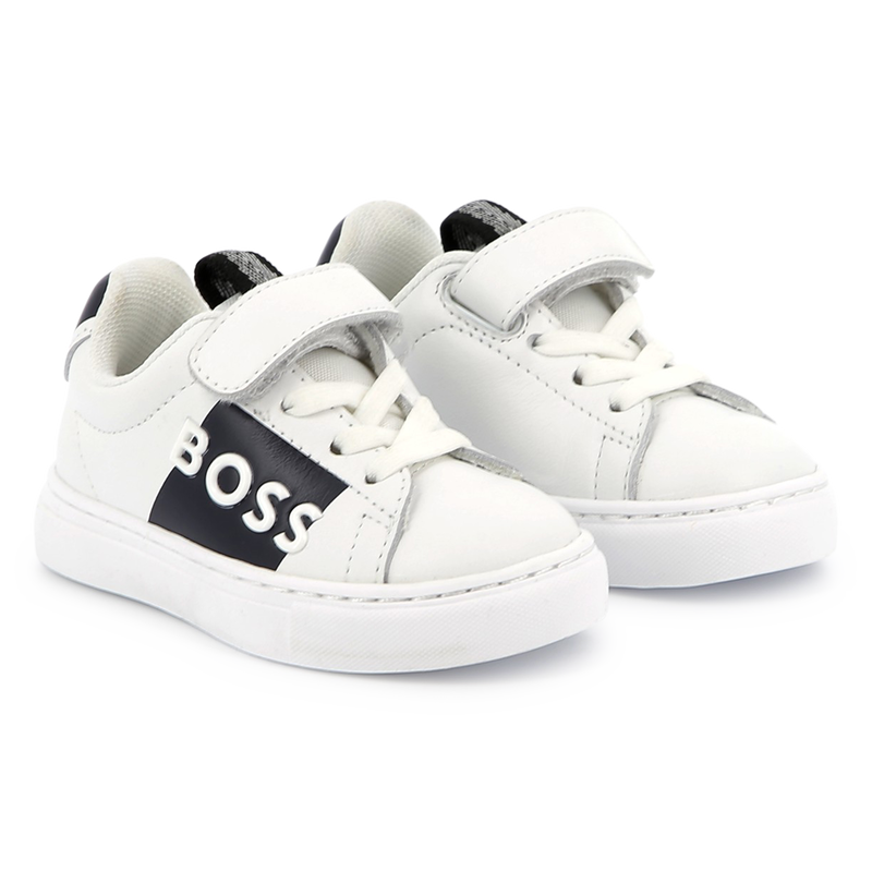 Baskets en cuir fermeture par bandes auto aggripan BOSS 
                    GARCON