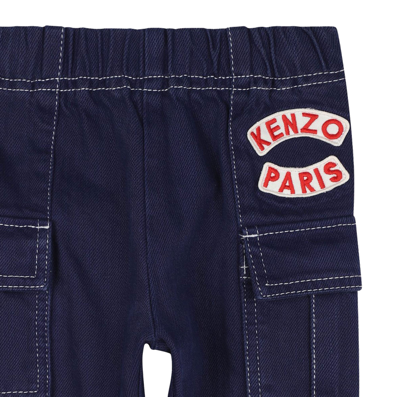 Pantalon en coton avec badges KENZO KIDS 
                    GARCON