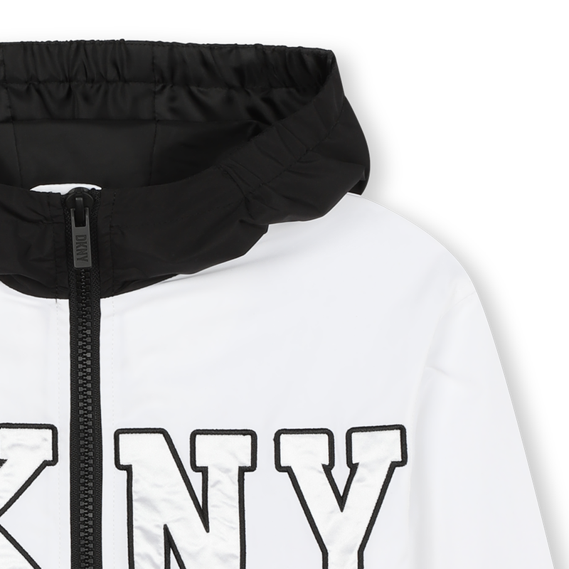 Blouson zippé à capuche DKNY 
                    UNISEXE
