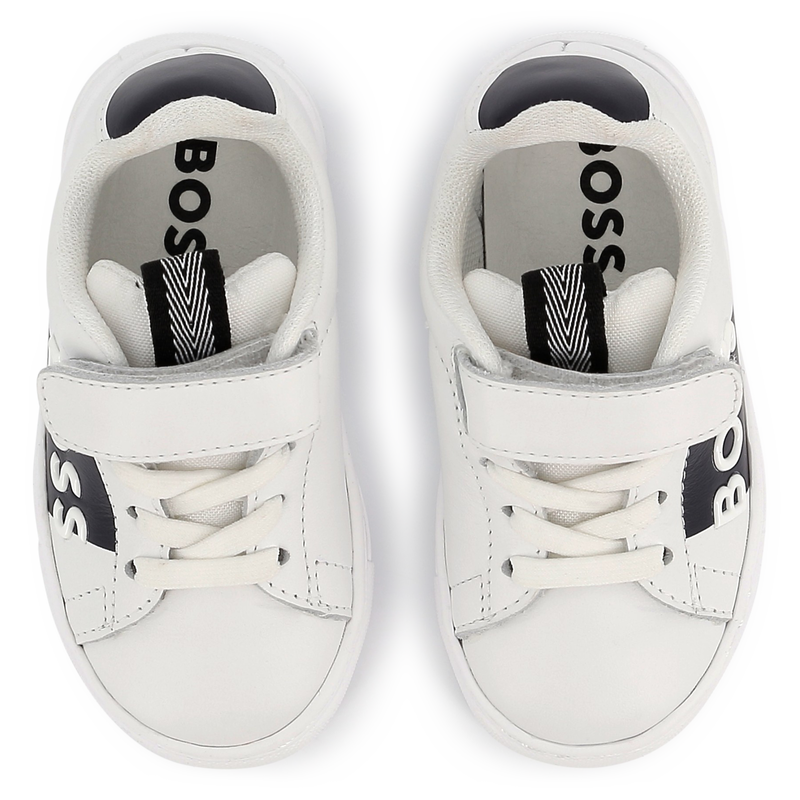 Baskets en cuir fermeture par bandes auto aggripan BOSS 
                    GARCON