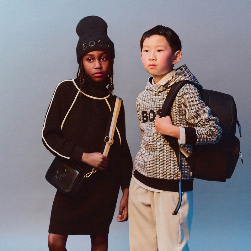 Pantalon en velours BOSS 
                        GARCON