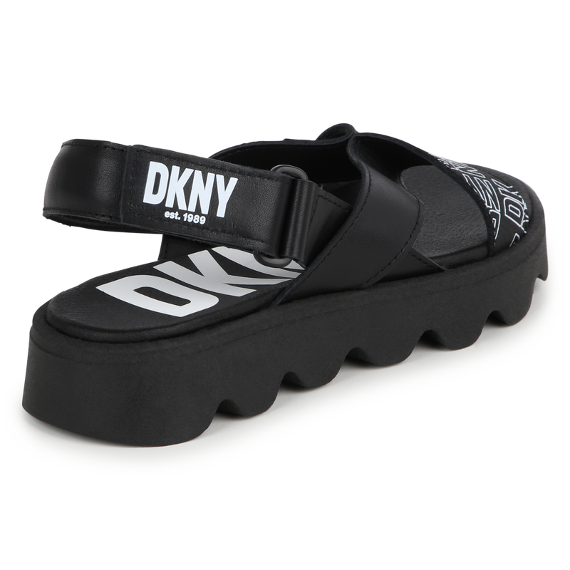 Sandales avec bande auto-agrippante DKNY 
                    FILLE