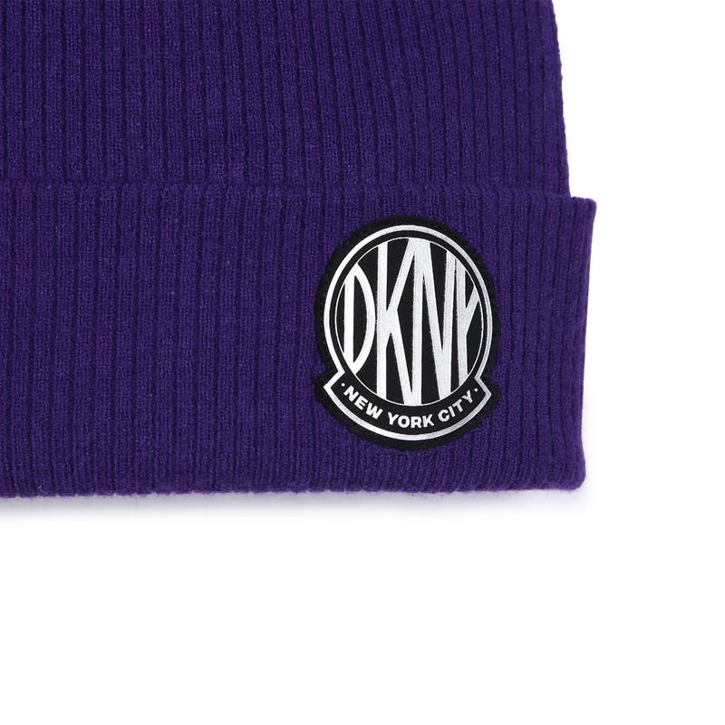 Bonnet en tricot avec revers DKNY 
                    FILLE