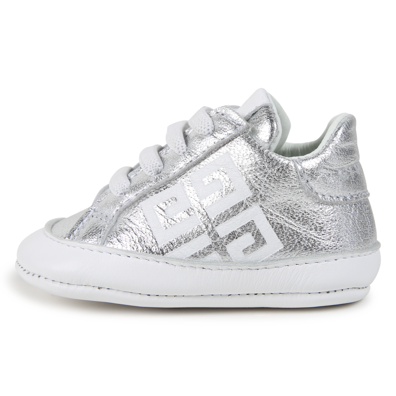 Chaussons à lacets GIVENCHY 
                    UNISEXE