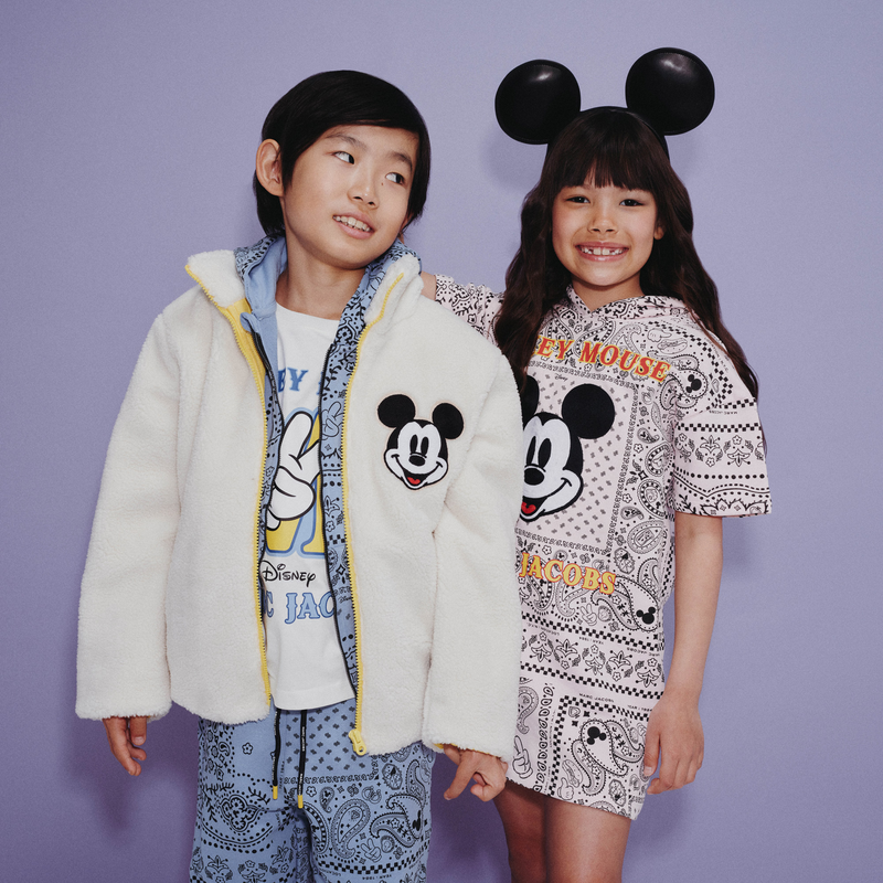 Robe à capuche MARC JACOBS 
                    FILLE