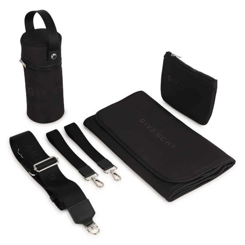 Sac &agrave; langer en polyamide matelass&eacute; GIVENCHY 
                        UNISEXE