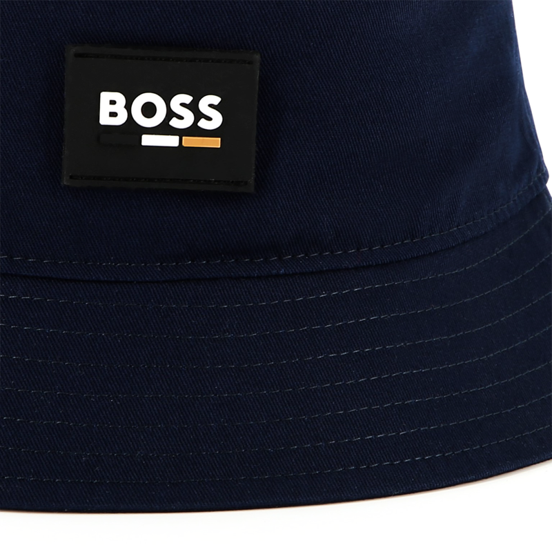 Bob BOSS 
                    GARCON