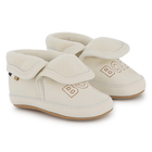 Chaussons souples en cuir de mouton BOSS 
                    UNISEXE