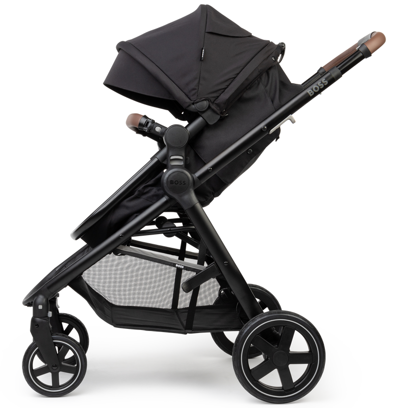 Poussette compacte 2-en-1 BOSS 
                    UNISEXE