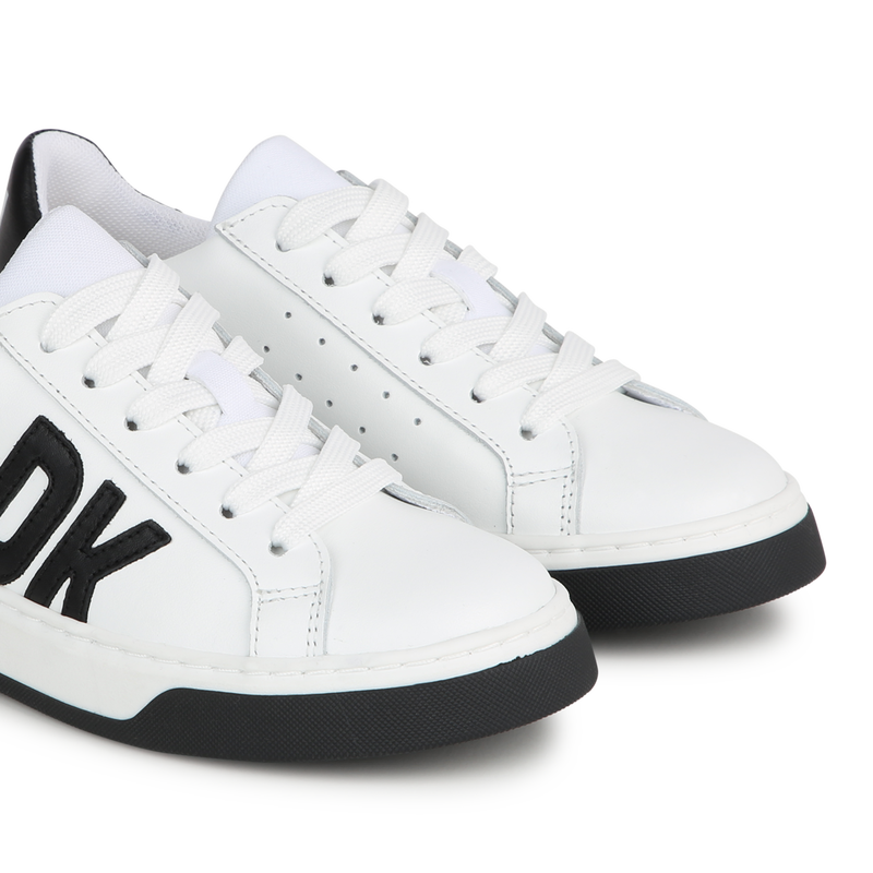 Baskets à lacets DKNY 
                    UNISEXE