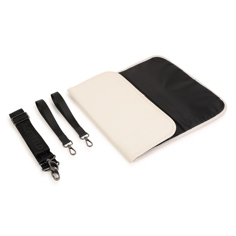 Sac &agrave; langer avec badge KARL LAGERFELD KIDS 
                        UNISEXE