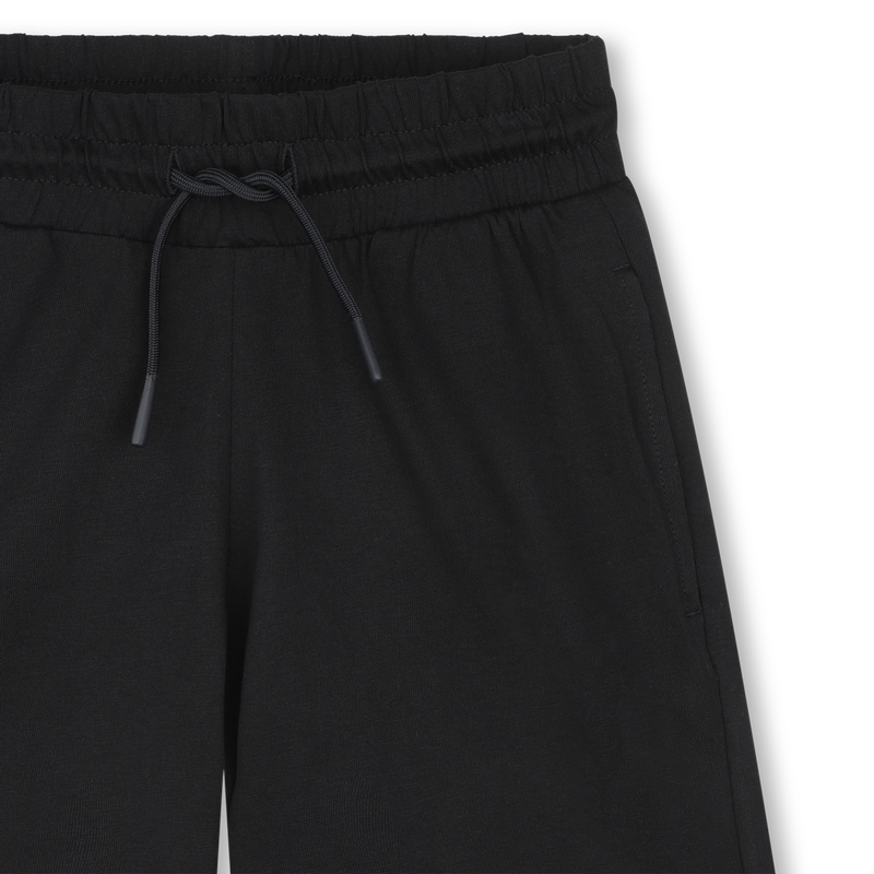 T-shirt et short BOSS 
                        GARCON