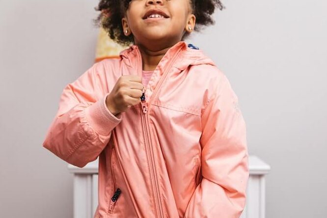 Comment étiqueter les vêtements des enfants ?